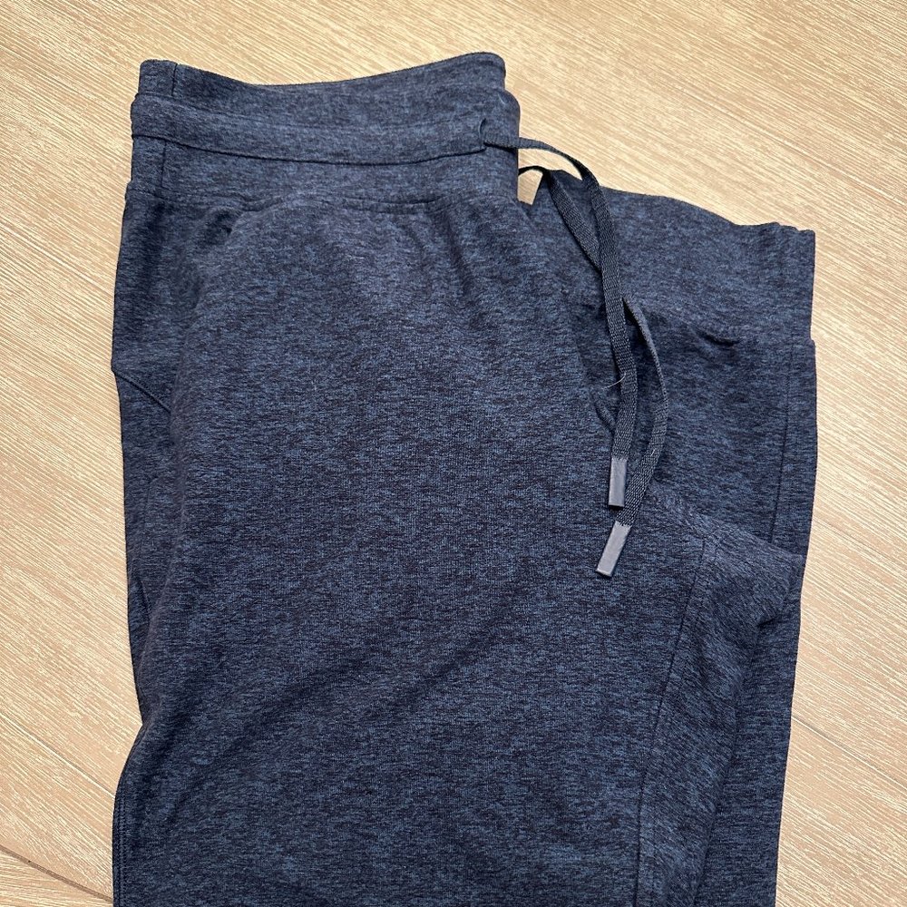 Lululemon Cropped Jogger